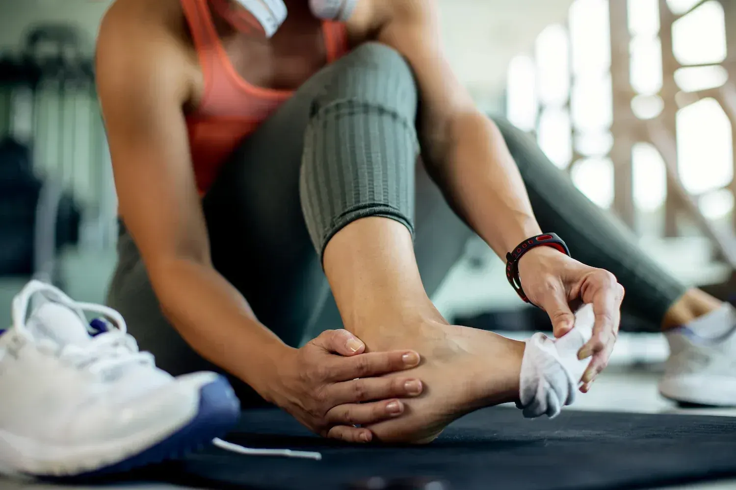 Athlete receiving sports injury evaluation at Bensa Chiropractic and Wellness Bradenton