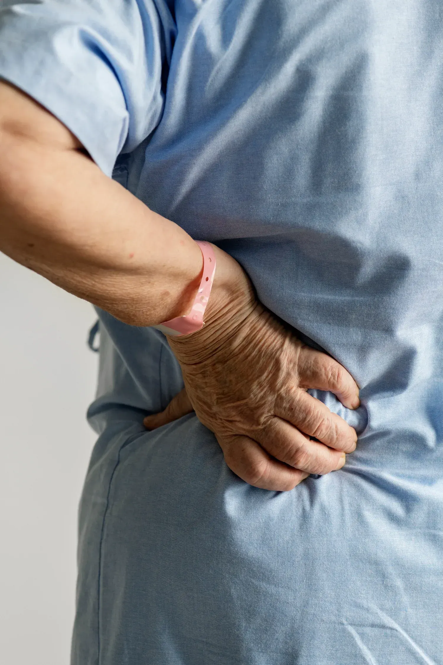 Illustration of intervertebral disc degeneration process at Bensa Chiropractic and Wellness Bradenton
